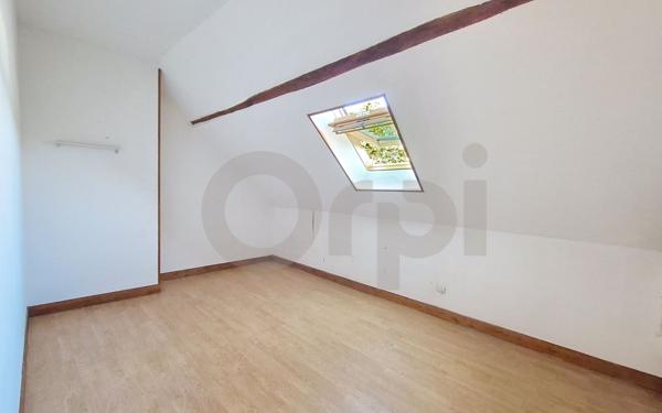 Maison à vendre    7 pièces •  Terrasson-Lavilledieu