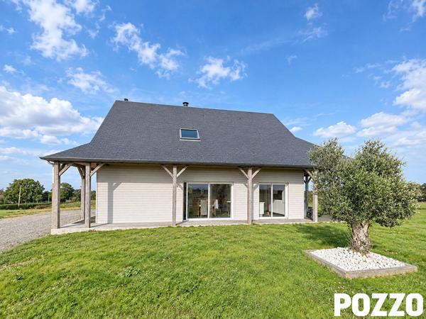 A VENDRE à Buais Les Monts - Maison 7 pièce(s) 146 m² BUAIS LES MONTS