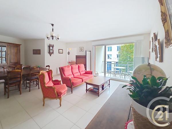 Appartement F4 à vendre  4 pièces - 95,89 m2 ST MALO - 35