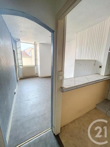 Maison à vendre  10 pièces - 388 m2 RIOM - 63