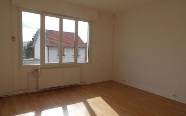 Maison à vendre    5 pièces •  Laon