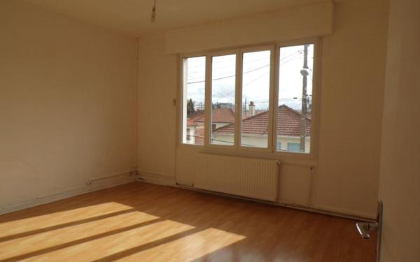 Maison à vendre    5 pièces •  Laon