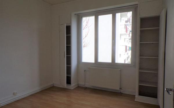 Maison à vendre    5 pièces •  Laon