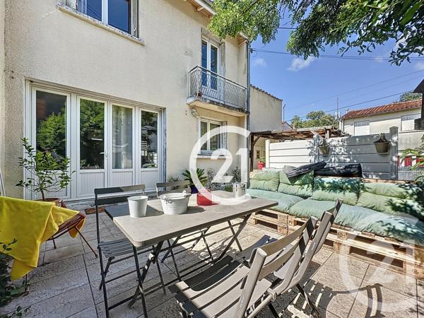 Maison à vendre  4 pièces - 74 m2 COGNAC - 16