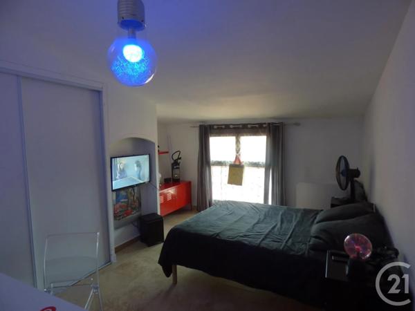 Maison à vendre  6 pièces - 226,45 m 2   ST MAXIMIN LA STE BAUME  - 83