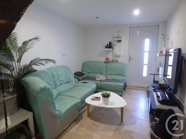 Maison à vendre  6 pièces - 226,45 m 2   ST MAXIMIN LA STE BAUME  - 83