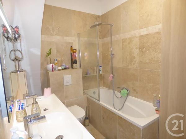 Maison à vendre  6 pièces - 226,45 m 2   ST MAXIMIN LA STE BAUME  - 83