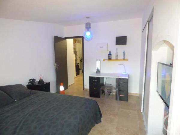 Maison à vendre  6 pièces - 226,45 m 2   ST MAXIMIN LA STE BAUME  - 83