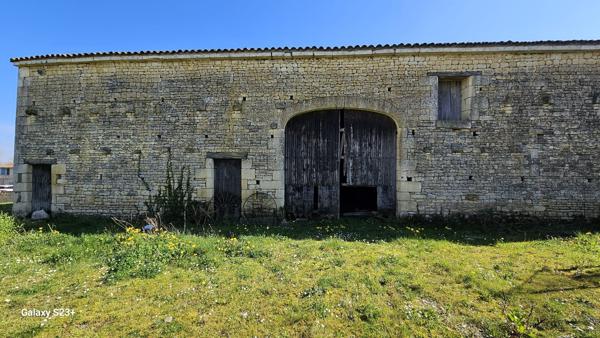GRANGE A RENOVER