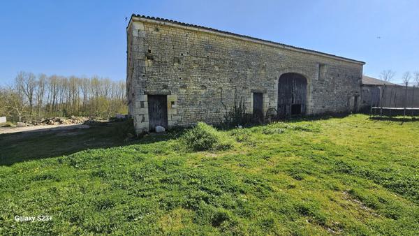GRANGE A RENOVER
