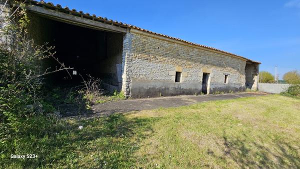 GRANGE A RENOVER