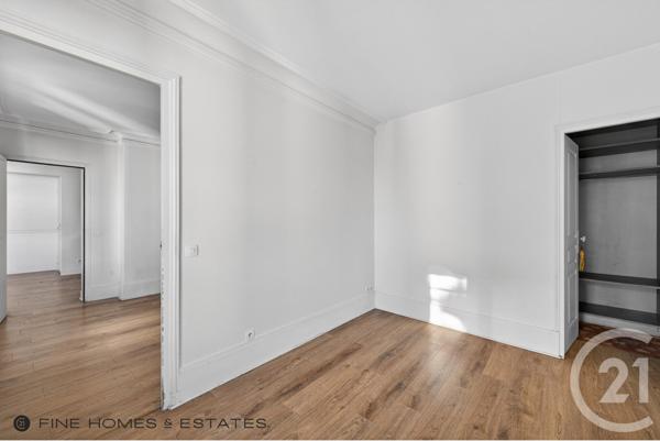 Appartement T3 à vendre  3 pièces - 53,51 m2 PARIS - 75006