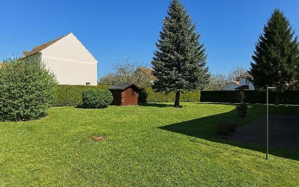 Maison à vendre    4 pièces • 126 m2 Mandres-les-Roses