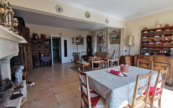 Maison à vendre    4 pièces • 126 m2 Mandres-les-Roses