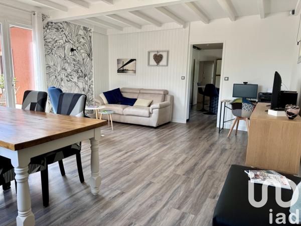 Maison traditionnelle 5 pièces de 172 m² à Fronton (31620)