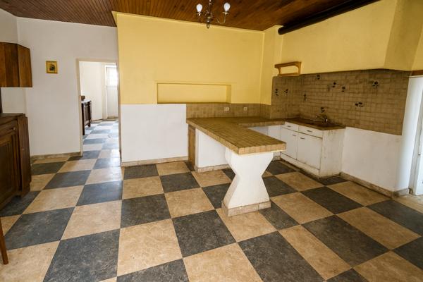 Saint-Étienne-des-Sorts (30200) Appartement 3 pièce(s) 67 m2