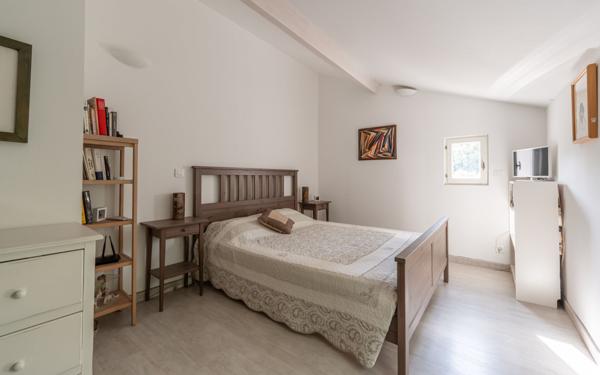 Maison à vendre    7 pièces •  Poulx