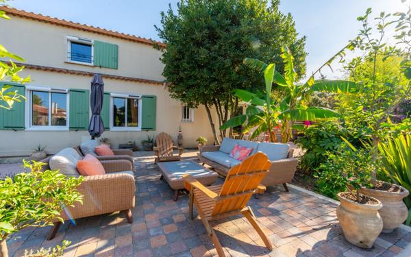 Maison à vendre    7 pièces •  Poulx