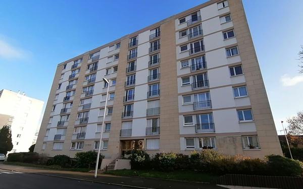 Appartement à louer    2 pièces • 62,66 m2 Compiègne