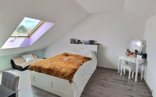 Maison à vendre    6 pièces •  Saint-Vallier