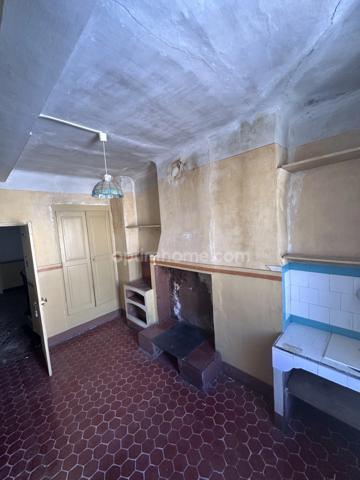 Maison de village à rénover – fort potentiel au cœur de Collobrières