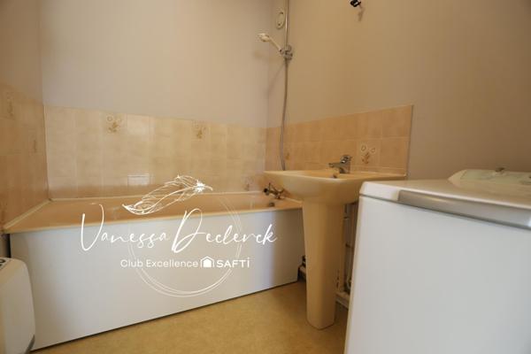 Appartement au Calme - 2 chambres - 1 box - 1 terrasse avec vue dégagée