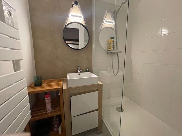 A LOUER -  AIX CENTRE VILLE - MAGNIFIQUE T2 MEUBLE