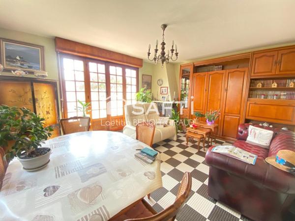 Maison avec du potentiel – proche des commerces