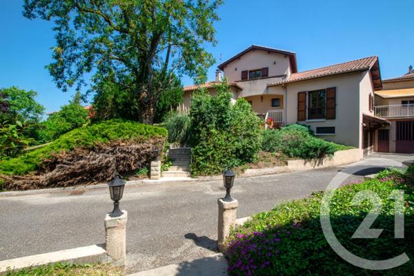 Maison à vendre  7 pièces - 159,74 m2 TERNAY - 69