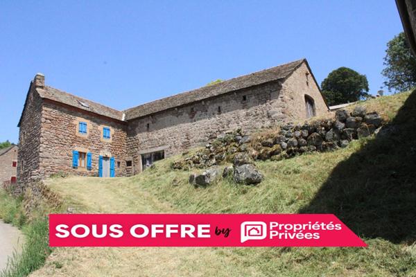 Maison en pierre et lauze à  Montbel 4 pièce(s) 70 m2 sur une parcelle cadstrée de 685 m²
