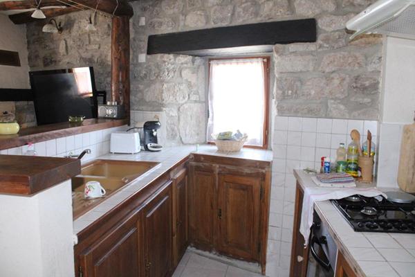 Maison en pierre et lauze à  Montbel 4 pièce(s) 70 m2 sur une parcelle cadstrée de 685 m²