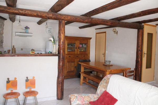 Maison en pierre et lauze à  Montbel 4 pièce(s) 70 m2 sur une parcelle cadstrée de 685 m²