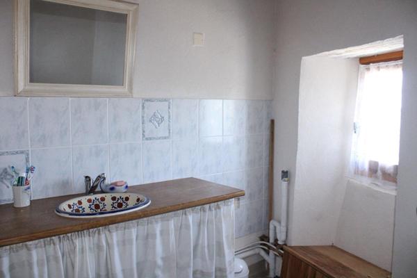 Maison en pierre et lauze à  Montbel 4 pièce(s) 70 m2 sur une parcelle cadstrée de 685 m²