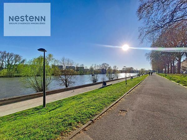 ORLEANS HYPERCENTRE A 450M DES BORDS DE LOIRE !