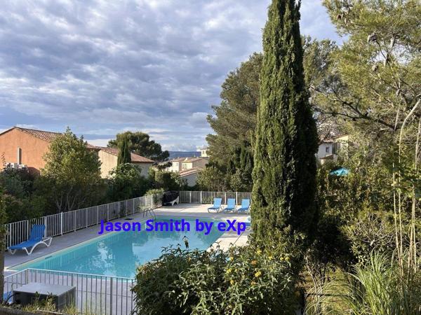 Golf de Pont Royal Maison T4 de 86m2 avec garage box avec prestations haut de gamme à Mallemort