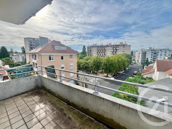Appartement à vendre  4 pièces - 87 m 2   PAU  - 64