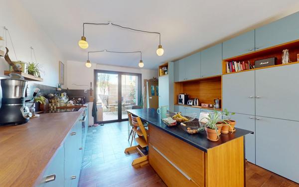 Maison à vendre    5 pièces • 118,04 m2 Sathonay-Camp