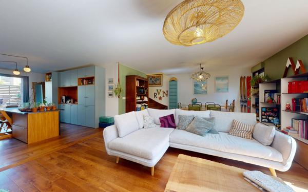 Maison à vendre    5 pièces • 118,04 m2 Sathonay-Camp