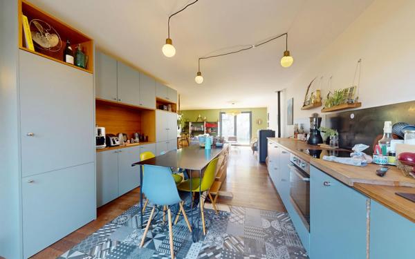 Maison à vendre    5 pièces • 118,04 m2 Sathonay-Camp