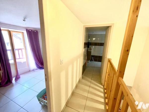 IMMEUBLE DE RAPPORT EN GRANIT RENOVE - SERVERETTE 48