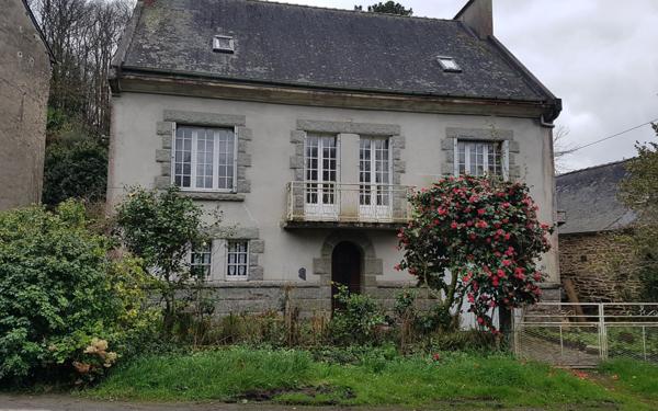 Maison à vendre    7 pièces • 171,50 m2 Spézet