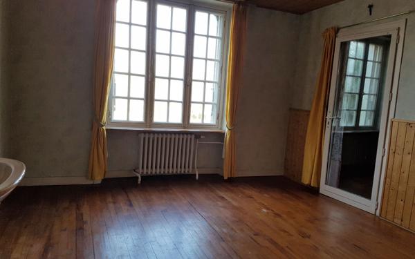 Maison à vendre    7 pièces • 171,50 m2 Spézet