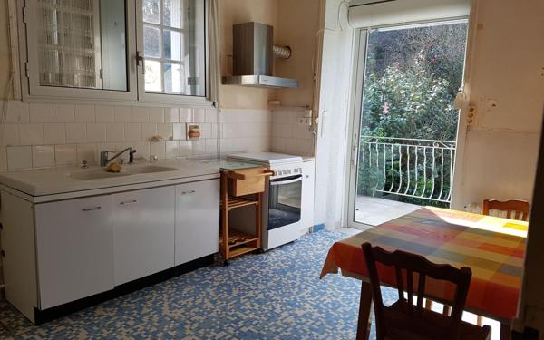 Maison à vendre    7 pièces • 171,50 m2 Spézet