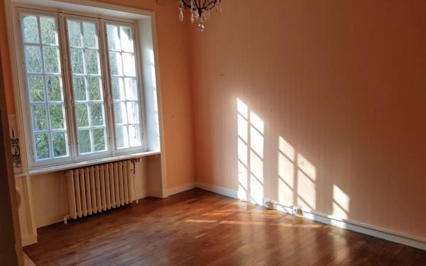 Maison à vendre    7 pièces • 171,50 m2 Spézet