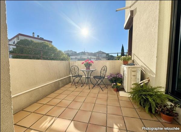 Appartement 90 m² Troisième avec Ascenseur  , terrasses, parking sécurisé à Nîmes Jean Jaures Puech Duteil