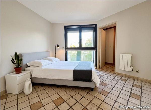 Appartement 90 m² Troisième avec Ascenseur  , terrasses, parking sécurisé à Nîmes Jean Jaures Puech Duteil
