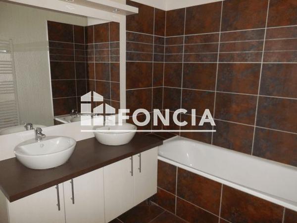 Location Appartement 4 pièces 71.4 m² - 3 RUE CHARLES PEGUY Montelimar 26200