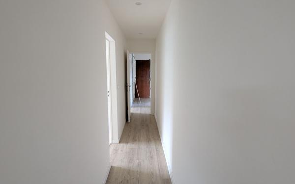 Appartement à louer    1 pièce • 13 m2 Gradignan