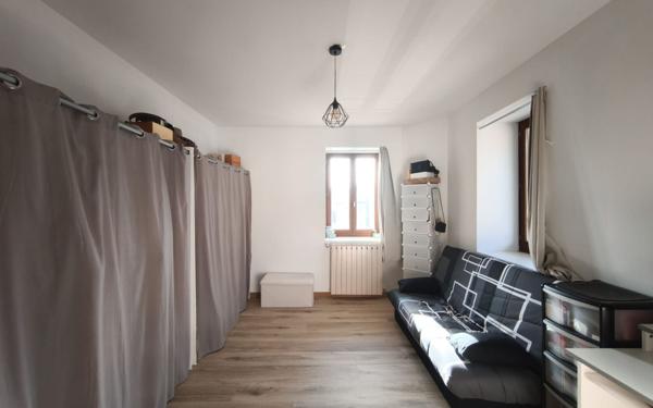 Maison à vendre    5 pièces •  Cusy