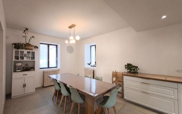 Maison à vendre    5 pièces •  Cusy